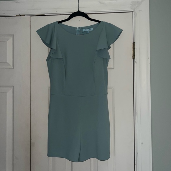 She + Sky Light Blue Ruffle Romper - Picture 4 of 4